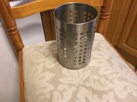 Photo of free s/s cutlery holder (CT2) #1