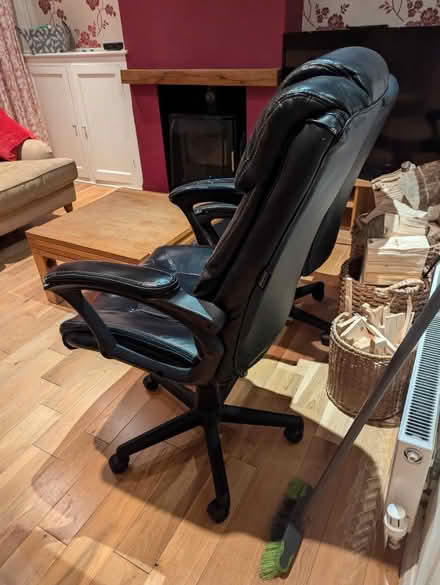 Photo of free 2 Office chairs (SG8) #4
