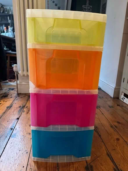 Photo of free 4-drawer organiser (Hamm Court TW17) #3