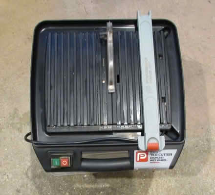 Photo of free tile cutter (Furnace Green RH10) #1