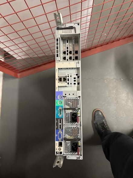 Photo of free HP DL380R05 x5450 32GB RAM server (EC1A) #2