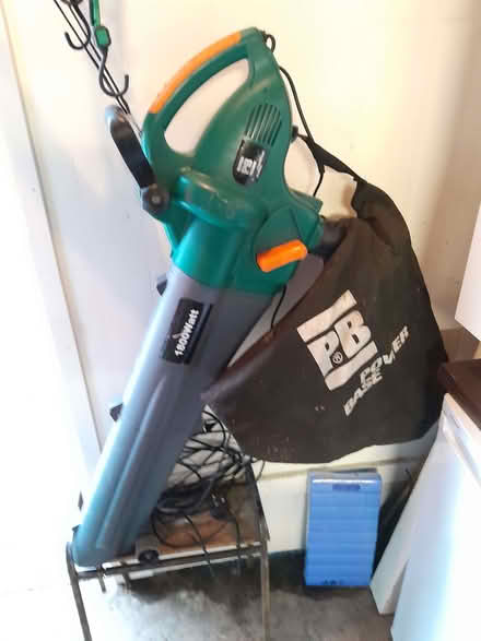 Photo of free garden blower/vac (Dronfield S18) #1