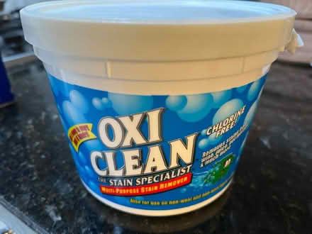 Photo of free OxiClean - full tub 1587g (Amersham HP7) #1