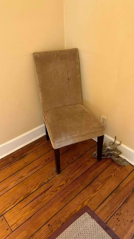 Photo of free 10 matching dining room chairs (Capitol Hill) #1