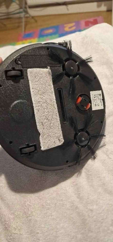 Photo of free Robot vacuum cleaner (Walthamstow E17) #2