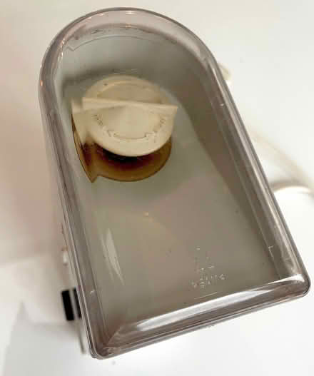 Photo of free coffee bean grinder (Hazlemere HP15) #3