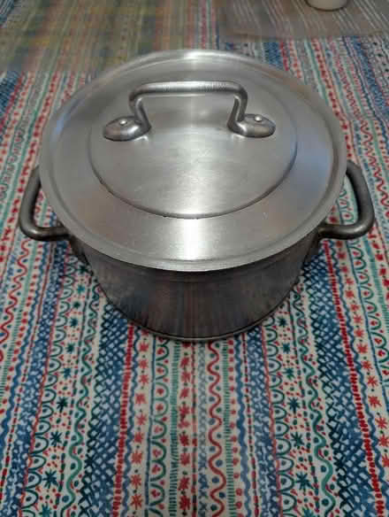 Photo of free Ten inch cook pot (Notting Hill W11) #1