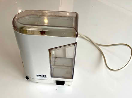 Photo of free coffee bean grinder (Hazlemere HP15) #2