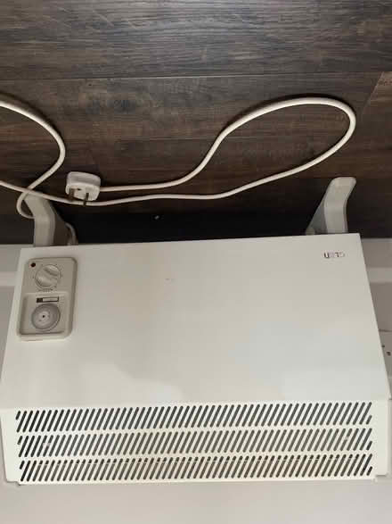 Photo of free Glen electric heater (Ruislip UB10) #1