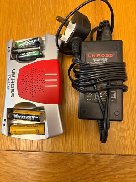 Photo of free Battery charger (Windlesham GU20) #1
