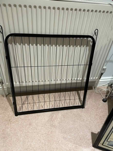 Photo of free Dog play pen (Steyning High Street) #2