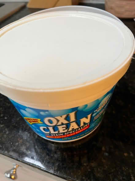 Photo of free OxiClean - full tub 1587g (Amersham HP7) #2