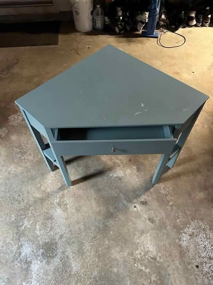 Photo of free Corner desk (West Acton) #1