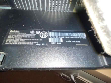 Photo of free Dell monitor / computer screen (London, Barnes, SW13) #4