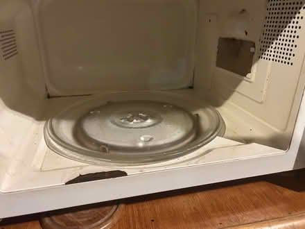 Photo of free Microwave 900W (Ilkeston DE7 4) #3