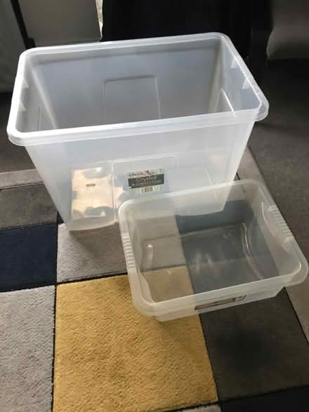 Photo of Tubs or Medium sturdy boxes (Ware SG12) #1