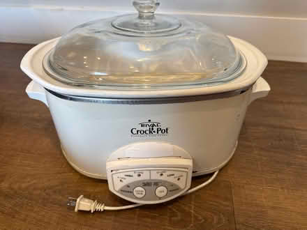 Photo of free Crock Pot (West of Walmart on Blairsferry) #1