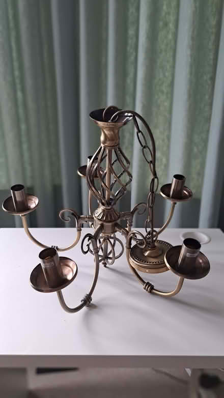 Photo of free Chandelier (The Grange EH9) #1