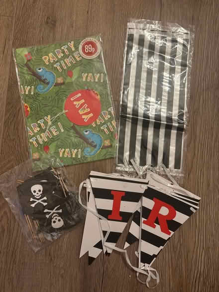 Photo of free Party decor (Elmer End BR3) #1