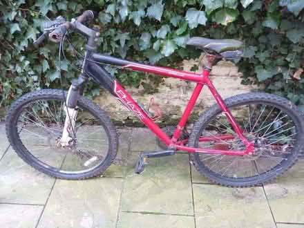 Photo of free Gents Light Alloy Mountain Bike With Disc Brakes (Gidlow WN6) #1
