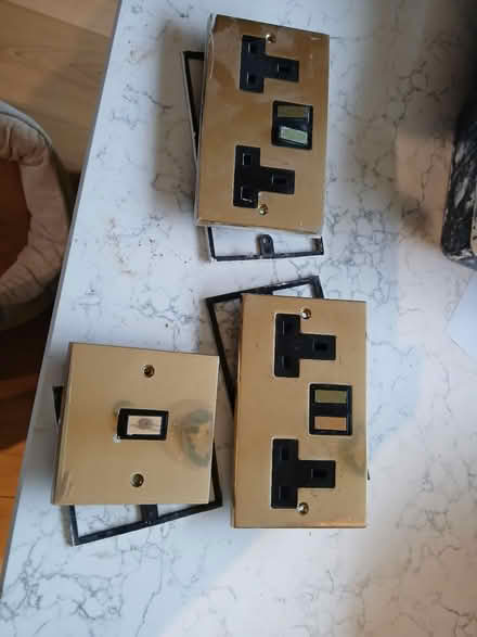 Photo of free Sockets/ switch (TW12 1qw) #1