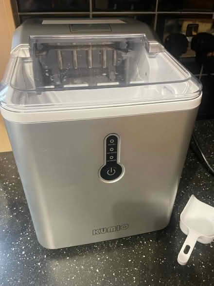 Photo of free Ice maker (LS27, Churwell) #1