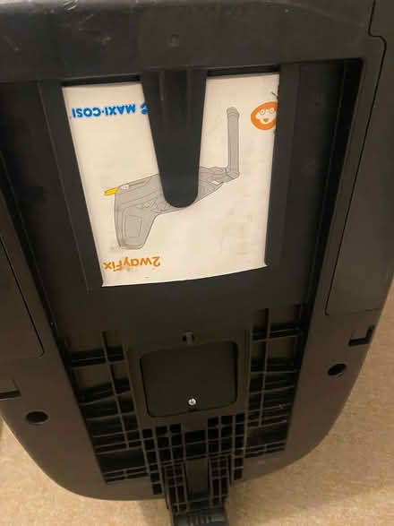 Photo of free 2way isofix baby car seat base (Ig11) #4