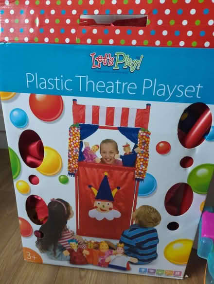 Photo of free Theatre play set (Hunmanby) #1
