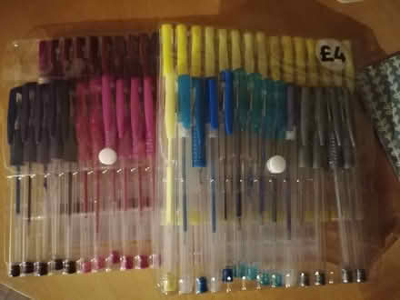 Photo of free Packs of Gel Pens (Easington OX16) #1