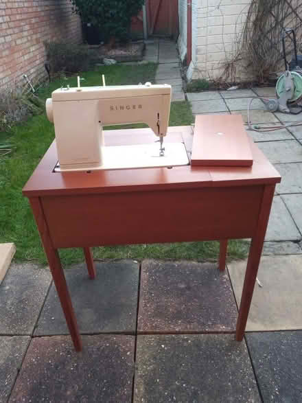 Photo of free Singer sewing machine, with table (Enfield EN2) #1
