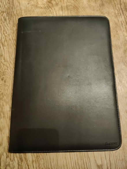 Photo of free Filofax Metropol A4 zipped folder (Jericho OX2) #4
