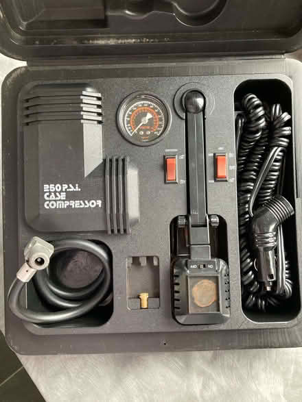 Photo of free Tyre Inflator / Compressor (Cheadle Hulme SK8) #3