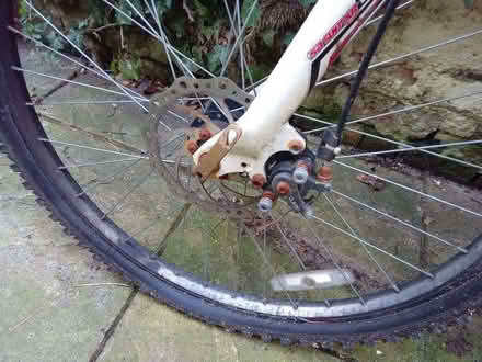 Photo of free Gents Light Alloy Mountain Bike With Disc Brakes (Gidlow WN6) #2