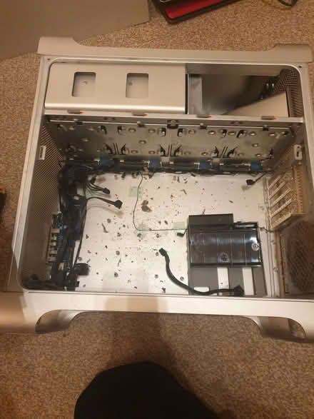 Photo of free Old empty Mac pro case (Withdean BN1) #4