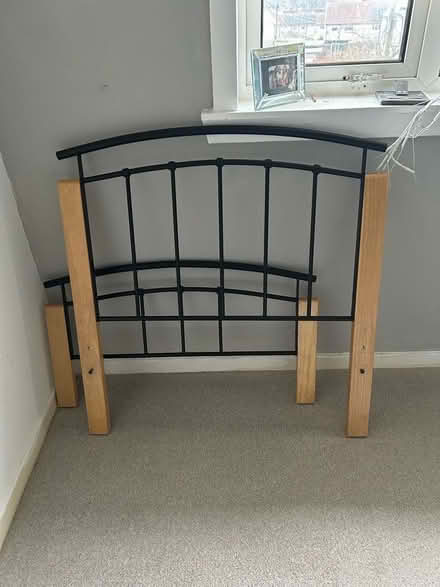 Photo of free Single bed frame (Bannockburn FK7) #1
