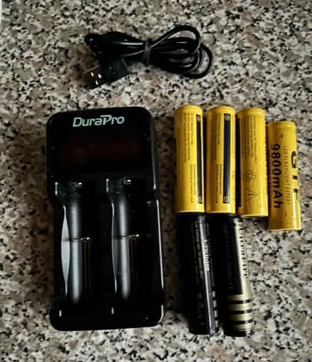 Photo of free 9800 mah rechargeable batteries (Stanford le hope SS17) #1