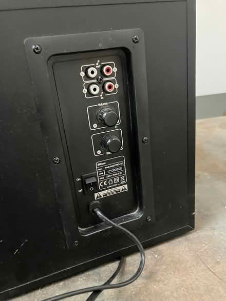 Photo of free speaker (nw10) #2