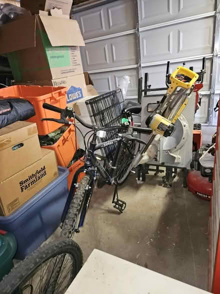 Photo of free Men's bikes (Merriman and Joy neighborhood) #1