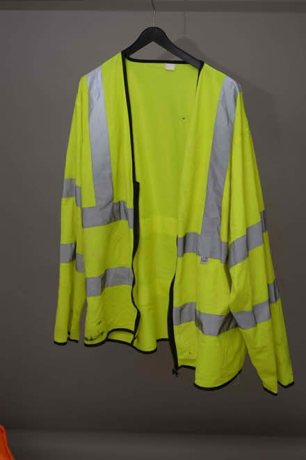 Photo of free Hi-vis work jacket, light fabric (Southgate N14) #1