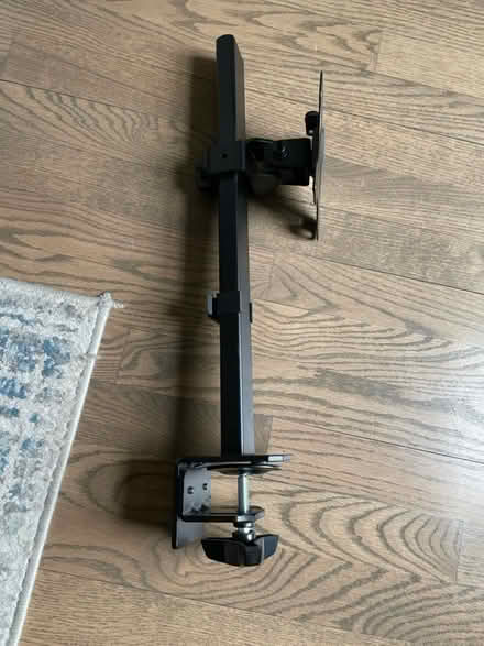 Photo of free Computer monitor stand (Vienna) #2