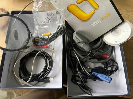 Photo of free Cables and leads (Shenley Radlett WD7) #1