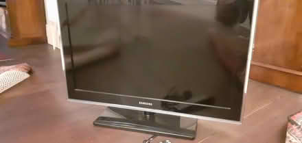 Photo of free Samsung TV (GL6 (Chalford)) #4