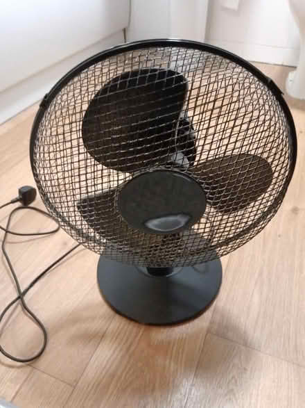 Photo of free Black rotating office fan (OX14) #1