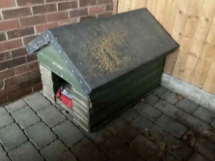 Photo of free Dog kennel (Elm PE14) #1