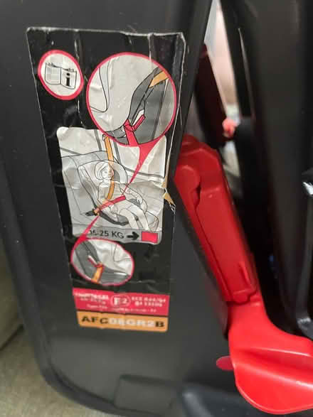 Photo of free Cuggl Baby/toddler car seat (GL510QP) #3