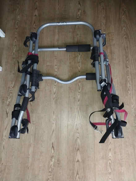Photo of free Rear mounted bike rack for 3 bikes (New Malden KT3) #2