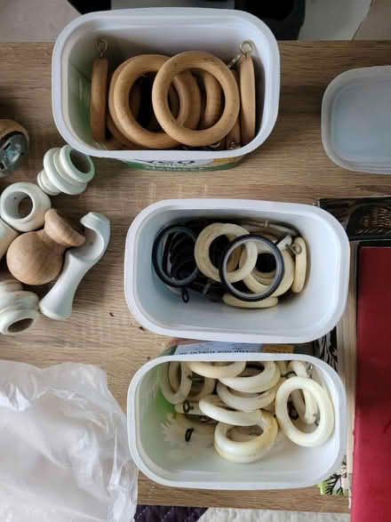 Photo of free Curtain rail hoops and fixings (Crowmarsh (OX10)) #1