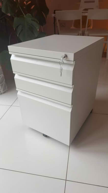 Photo of free Under desk filing cabinet (Crystal Palace SE19) #1