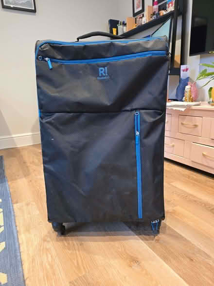 Photo of free Suitcase (Hurst RG10) #1