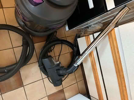 Photo of free 1 vacuum cleaner / 1 vac/carpet cleaner (Letham DD8) #3